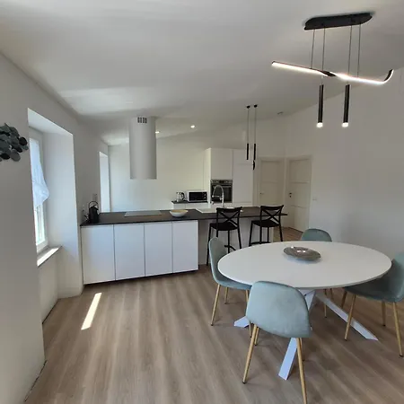 Skyloft Easypark Apartment *