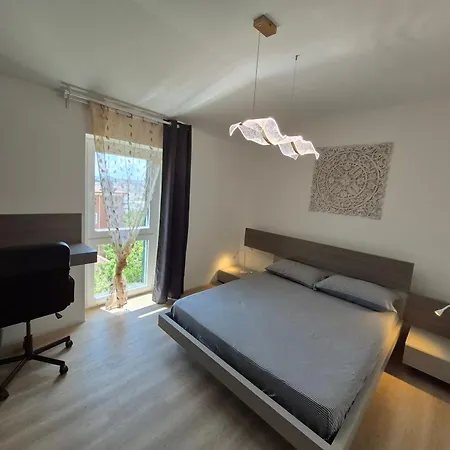 Skyloft Easypark 아파트